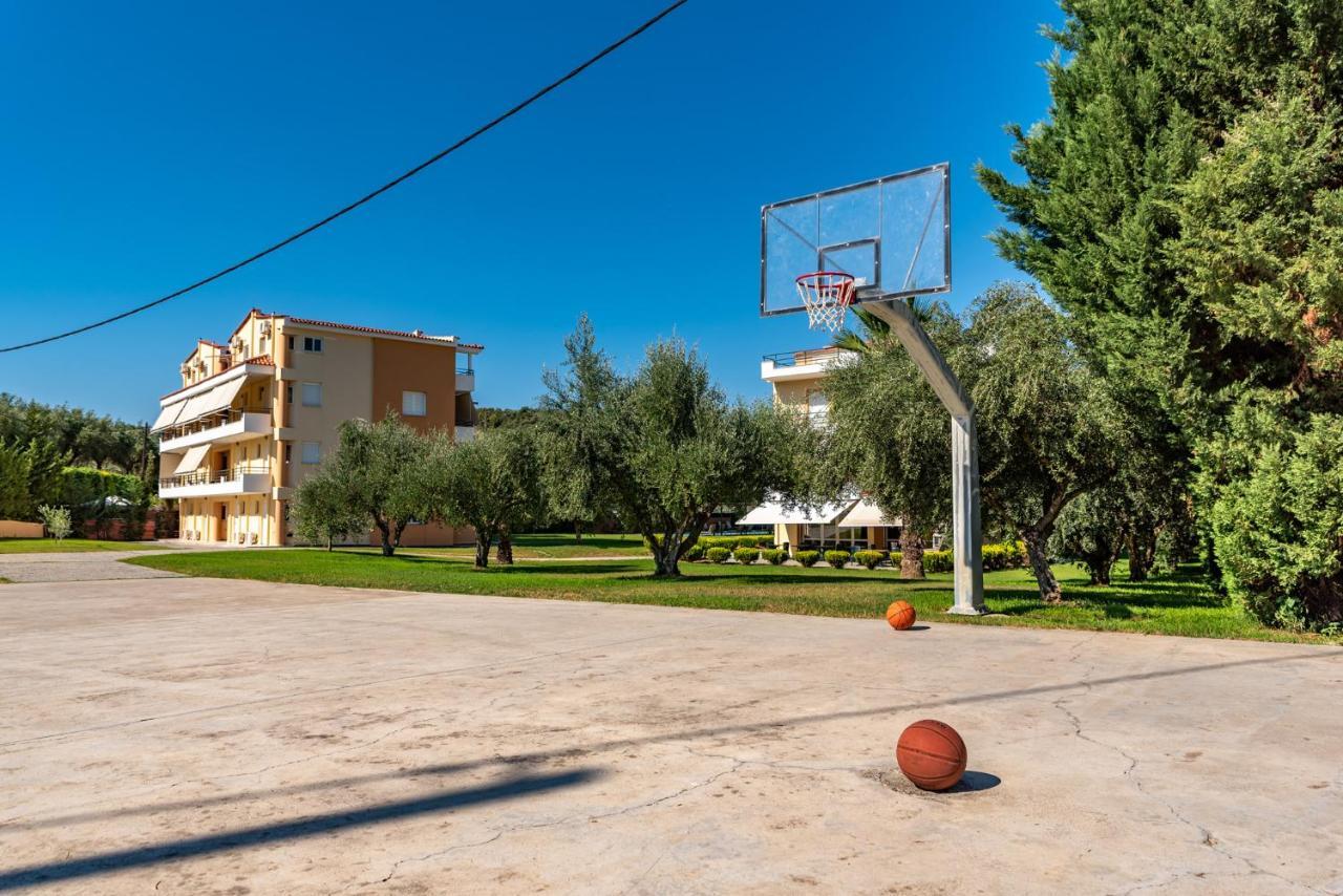 אפרטהוטל זכארו Anilio Plaza מראה חיצוני תמונה